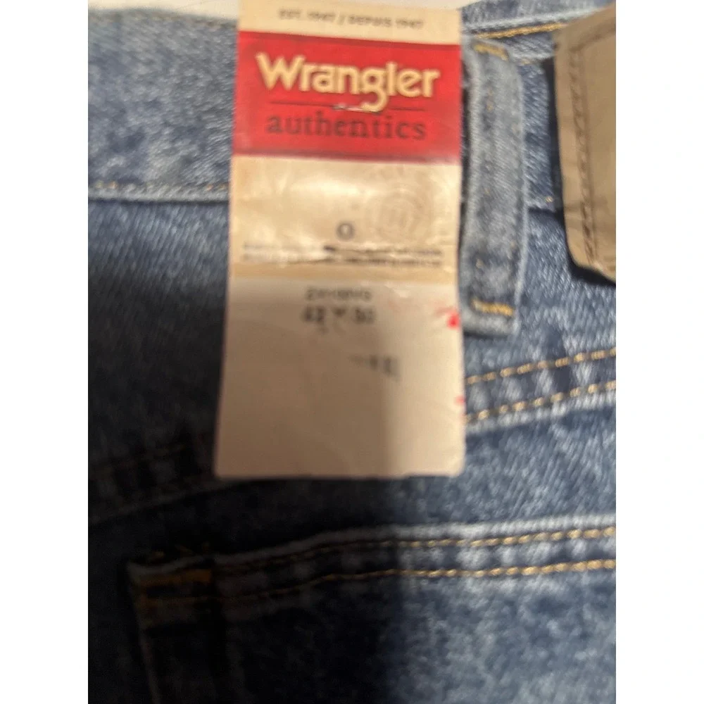Wrangler Authentics Mens Straight Leg Jeans Medium Wash Blue 42x30 NWT